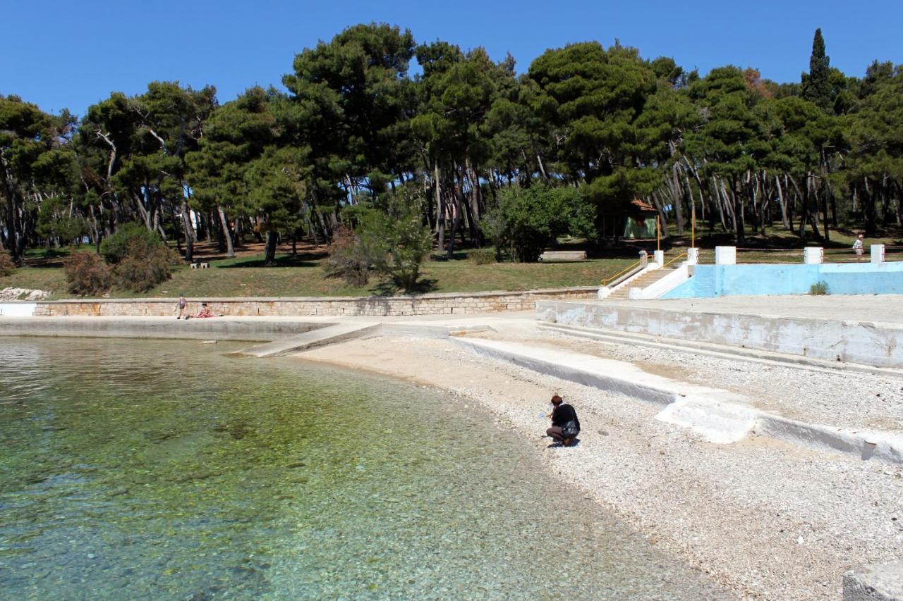 By The Sea - 13502 Pula