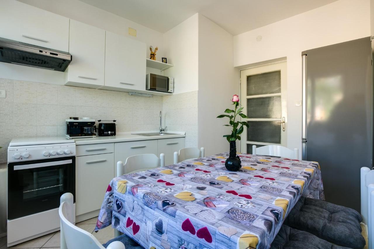 Appartamento By The Sea - 13502